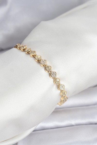 Pirinç Gold Renk Vip Seri Sıralı Yonca Model Zirkon Taşlı Kadın Bileklik