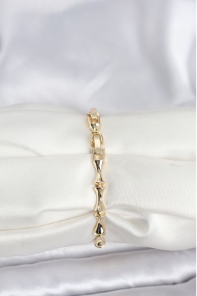 Pirinç Gold Renk Vip Seri Kemik Model Zirkon Taşlı Kadın Bileklik