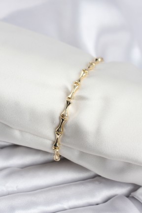 Pirinç Gold Renk Vip Seri İnce Kemik Model Zirkon Taşlı Kadın Bileklik