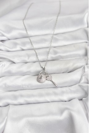 316l çelik Zincir Gümüş Renk Kilit Anahtar Model Zirkon Taşlı Kadın Kolye