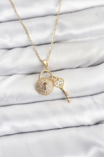 316l çelik Zincir Gold Renk Kilit Anahtar Model Zirkon Taşlı Kadın Kolye