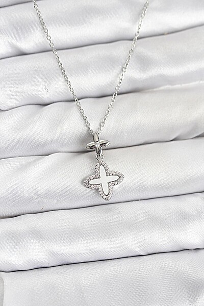 316l çelik Zincir Gümüş Renk 4 Yapraklı Yonca Model Zirkon Taşlı Kadın Kolye