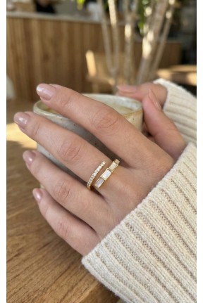 Pirinç Gold Renk Zirkon Taş Detaylı Yılan Model Ayarlanabilir Yüzük