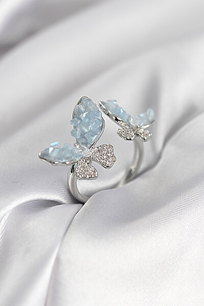 Gümüş Renk Mavi Kelebek Model Zirkon Taşlı Kadın Yüzük Gümüş Renk Mavi Kelebek Model Zirkon Taşlı Kadın Yüzük