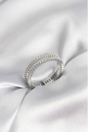 Gümüş Renk Minimal Zirkon Taşlı Kadın Yüzük Gümüş Renk Minimal Zirkon Taşlı Kadın Yüzük