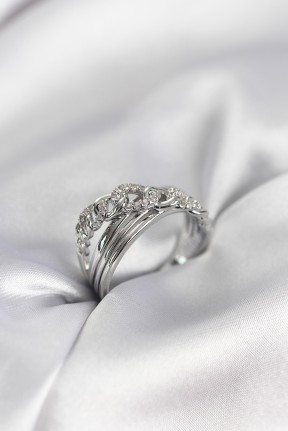 Gümüş Renk Zirkon Taşlı Zincir Model Kadın Yüzük Gümüş Renk Zirkon Taşlı Zincir Model Kadın Yüzük