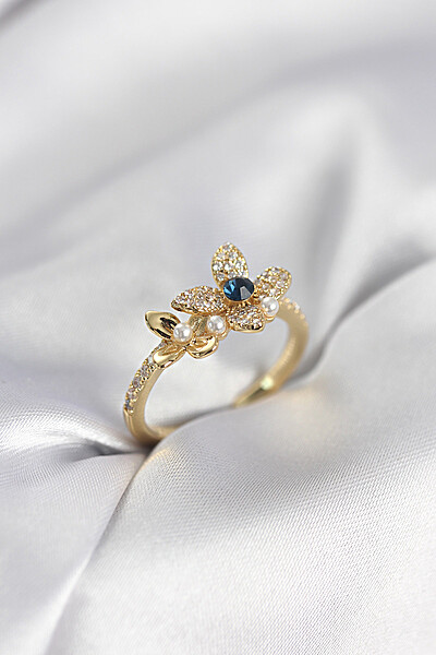 Gold Renk çiçek Model Zirkon Taşlı Kadın Yüzük Gold Renk çiçek Model Zirkon Taşlı Kadın Yüzük