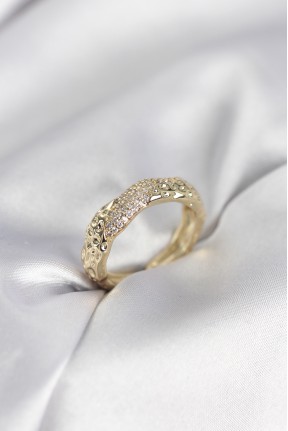 Zirkon Taşlı Puntalı Gold Renk Kadın Yüzük