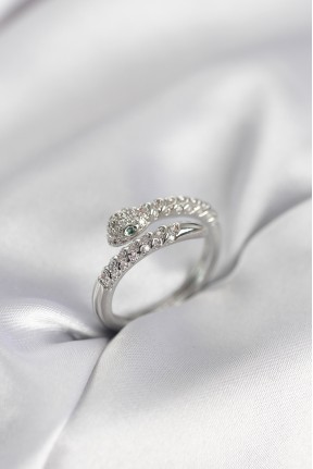 Yılan Model Gümüş Renk Zirkon Taşlı Kadın Yüzük Yılan Model Gümüş Renk Zirkon Taşlı Kadın Yüzük