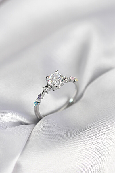 Tek Taş Model Zirkon Taşlı Gümüş Renk Kadın Yüzük