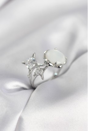 Gümüş Renk Kutup Yıldızı Model Kadın Yüzük Gümüş Renk Kutup Yıldızı Model Kadın Yüzük