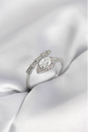 Yılan Model Gümüş Renk Zirkon Taşlı Kadın Yüzük