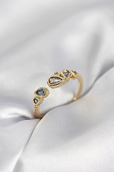 Gold Renk Mor Damla Zirkon Taşlı Kadın Yüzük Gold Renk Mor Damla Zirkon Taşlı Kadın Yüzük