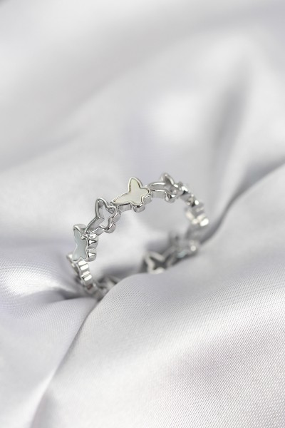 Gümüş Renk Kelebek Model Pirinç Kadın Yüzük Gümüş Renk Kelebek Model Pirinç Kadın Yüzük