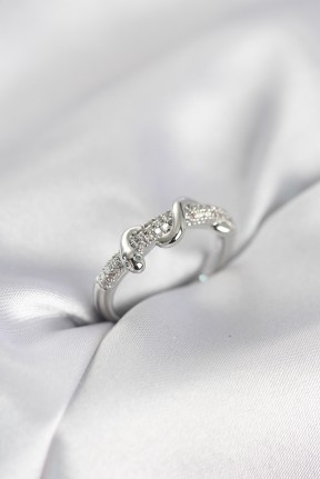 Gümüş Renk Zirkon Taşlı Sarmal Yılan Model Kadın Yüzük Gümüş Renk Zirkon Taşlı Sarmal Yılan Model Kadın Yüzük