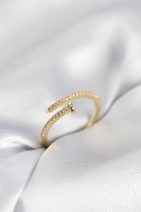 çivi Model Zirkon Taşlı Gold Renk Kadın Yüzük çivi Model Zirkon Taşlı Gold Renk Kadın Yüzük