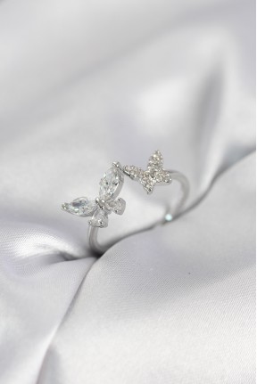 Kelebek Model Zirkon Taşlı Gümüş Renk Kadın Yüzük Kelebek Model Zirkon Taşlı Gümüş Renk Kadın Yüzük
