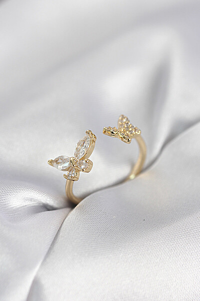 Kelebek Model Zirkon Taşlı Gold Renk Kadın Yüzük Kelebek Model Zirkon Taşlı Gold Renk Kadın Yüzük