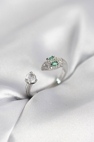 Yılan Model Zirkon Taşlı Gümüş Renk Kadın Yüzük