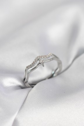 Minimal Yıldız Model Gümüş Renk Zirkon Taşlı Kadın Yüzük Minimal Yıldız Model Gümüş Renk Zirkon Taşlı Kadın Yüzük