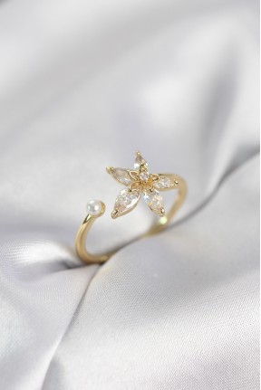 Lotus Model Zirkon Taşlı Gold Renk Kadın Yüzük Lotus Model Zirkon Taşlı Gold Renk Kadın Yüzük