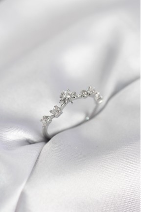 Gümüş Renk Gece Temalı Zirkon Taşlı Kadın Yüzük Gümüş Renk Gece Temalı Zirkon Taşlı Kadın Yüzük