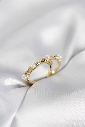 Gold Renk Sallantılı Kemik Model Kadın Yüzük Gold Renk Sallantılı Kemik Model Kadın Yüzük