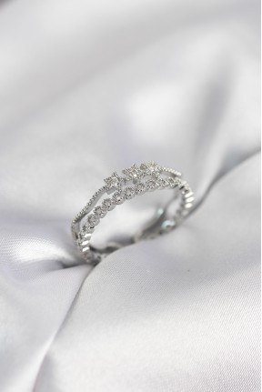 Gümüş Renk Minimal Yıldızlı Model Kadın Yüzük Gümüş Renk Minimal Yıldızlı Model Kadın Yüzük