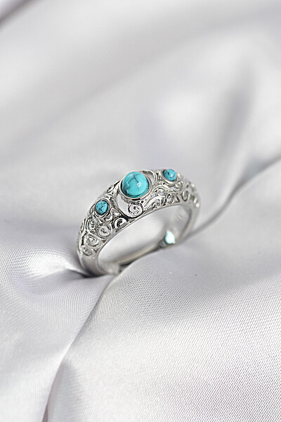 Vintage Model Mavi Taşlı Gümüş Renk Kadın Yüzük Vintage Model Mavi Taşlı Gümüş Renk Kadın Yüzük