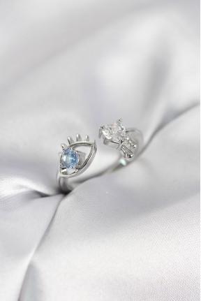 Gözyaşı Model Gümüş Renk Zirkon Taşlı Kadın Yüzük Gözyaşı Model Gümüş Renk Zirkon Taşlı Kadın Yüzük