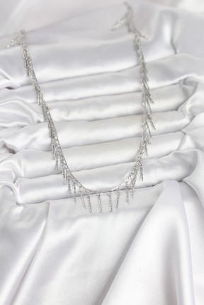 Pirinç Gümüş Renk Saçaklı Model Kadın Kolye Pirinç Gümüş Renk Saçaklı Model Kadın Kolye