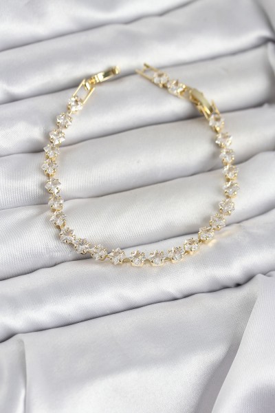 Kare Zirkon Taşlı Gold Renk Pirinç Su Yolu Kadın Bileklik Kare Zirkon Taşlı Gold Renk Pirinç Su Yolu Kadın Bileklik