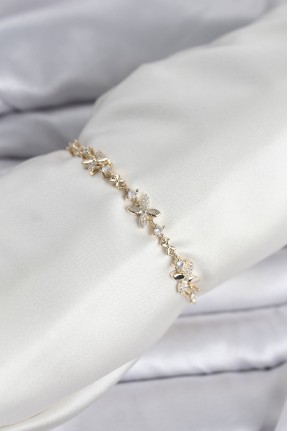 Gold Renk Yonca Model Zirkon Taşlı Asansörlü Kadın Bileklik Gold Renk Yonca Model Zirkon Taşlı Asansörlü Kadın Bileklik