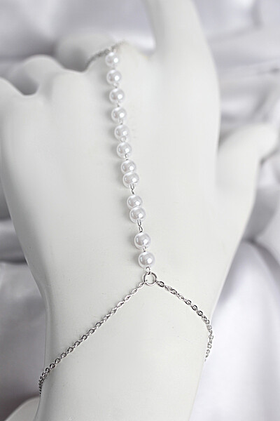 316l çelik Gümüş Renk Sıralı İncili Model Kadın şahmeran 316l çelik Gümüş Renk Sıralı İncili Model Kadın şahmeran