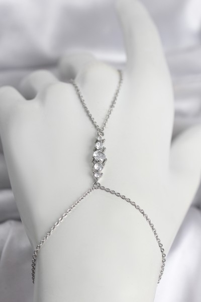 Pirinç Gümüş Renk Zirkon Taşlı Kadın şahmeran Pirinç Gümüş Renk Zirkon Taşlı Kadın şahmeran