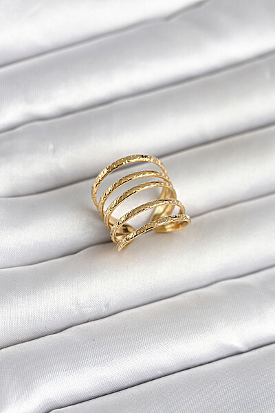 316l çelik Gold Renk Sıralı Model Kadın Yüzük