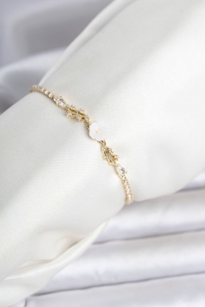 Pirinç Gold Renk çiçek Model Su Yolu Kadın Bileklik