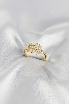 Gold Renk Zirkon Taşlı Sütun Model Kadın Yüzük Gold Renk Zirkon Taşlı Sütun Model Kadın Yüzük