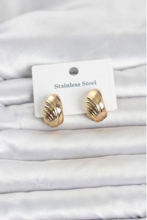 316l çelik Gold Renk Desenli Yarım Halka Model Kadın Küpe 316l çelik Gold Renk Desenli Yarım Halka Model Kadın Küpe