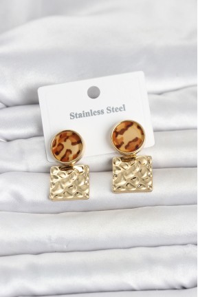 316l çelik Gold Renk Leopar Desenli Plaka Model Kadın Küpe 316l çelik Gold Renk Leopar Desenli Plaka Model Kadın Küpe
