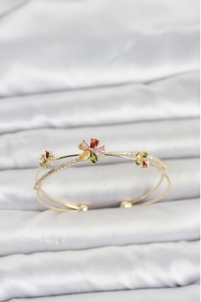 Pirinç Gold Renk Renkli çiçek Model Kadın Bileklik Pirinç Gold Renk Renkli çiçek Model Kadın Bileklik