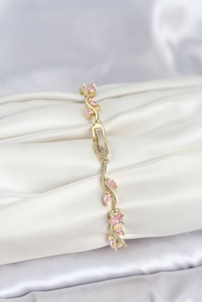 Pirinç Gold Renk Pembe Zirkon Taşlı çiçek Model Kadın Bileklik