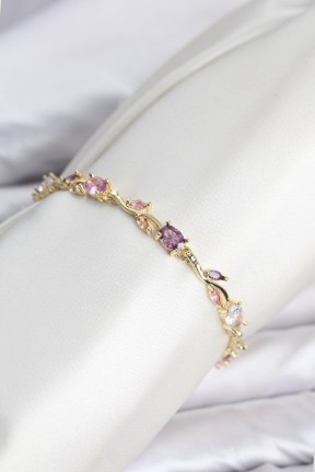 Pirinç Gold Renk Pembe Ve Mor Zirkon Taşlı çiçek Model Kadın Bileklik