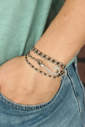 Krem Renk çizgi Desenli Metal Kancalı Erkek Bileklik Krem Renk çizgi Desenli Metal Kancalı Erkek Bileklik